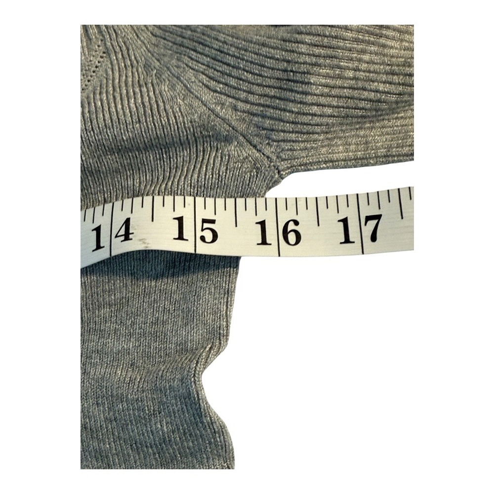 Carmen Marc Valvo Women's Ribbed Turtleneck Sweater Mist Grey Heather Medium NWT - Picture 8 of 8